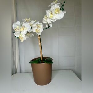 Plastic Indoor Outdoor Planter Pot Nest Brown Threshold Size 8”x8.5"